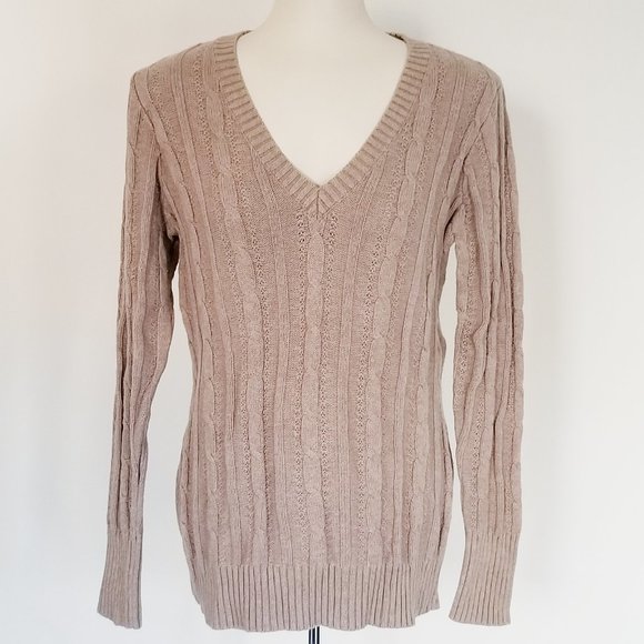 Casey Becker Scream Queen Sweater (L) - Picture 2 of 6